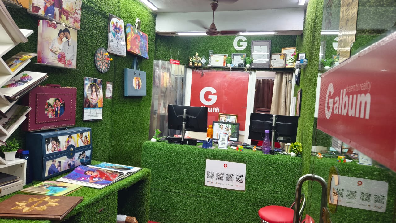 G Album Showroom